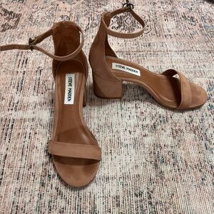 STEVE MADDEN| irenee Block Heel Sandals 5.5